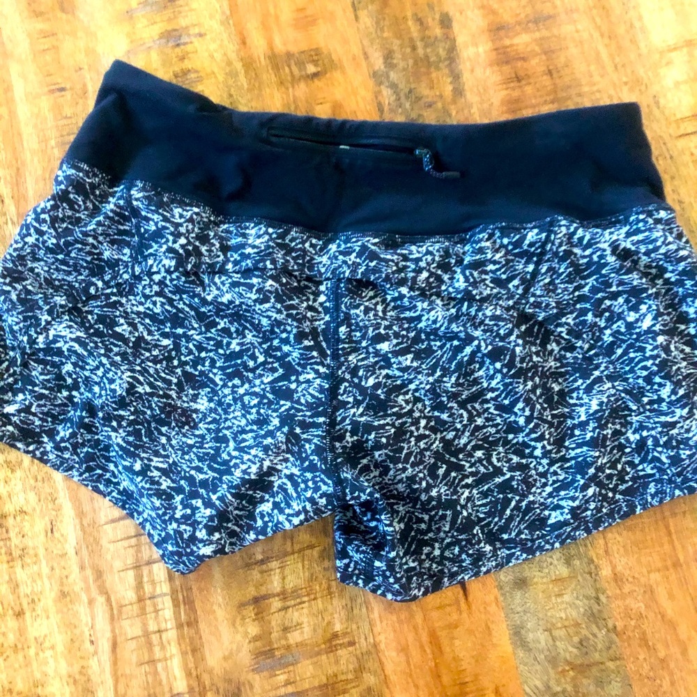 Lululemon speed up short 2.5